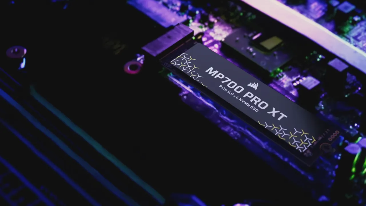 Corsair MP700 PRO XT SSD 